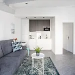 2 Guisol - Moderne 2 Pieces Port De Nice