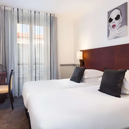 Hotel Western Lakmi