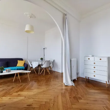Apartment Le Palazzo 219 By Guys *