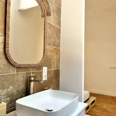 Apartment Charme Urbain 3 Ch. Clim&netflix *