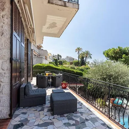 Magnificent Sea Views * Nice