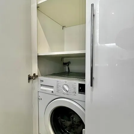 Sunny City Center Nice