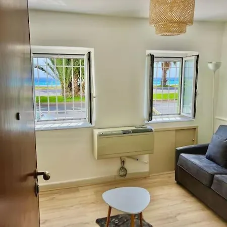 Promenade Des Sea View Apartment