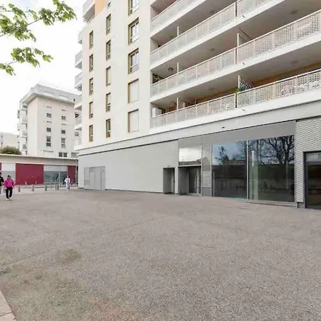 Q&r Renting - Design Modernes Et Luxueuses- Confort Parking Ac