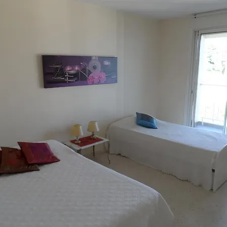 Duffy Apartment Nice