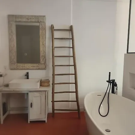 Apartment Spacieux Au Calme Sur La Colline De Cimiez Nice