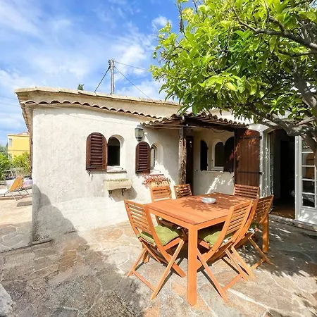 Holiday home Charmante Au Calme Absolu *