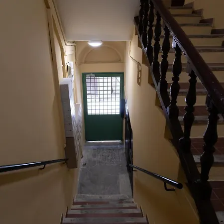 Apartment #16 Hot Heart Of The Oldtown 2 Min From The Beach-ac& Wifi *