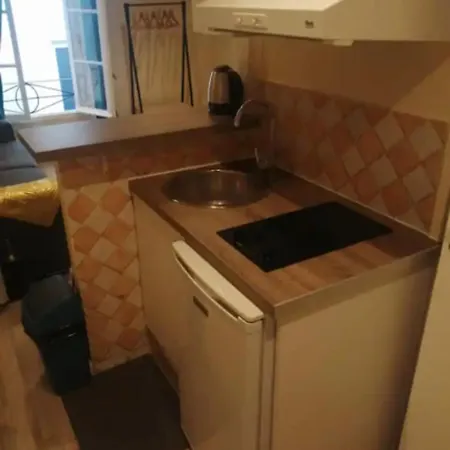Apartment Studio Sur Massena