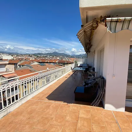 Magnifique Toit Terrasse A *