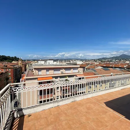 Apartment Magnifique Toit Terrasse A *