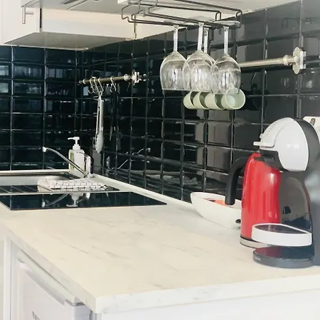 Apartment Ferber студия возле аэропорту в пешой доступности до моря