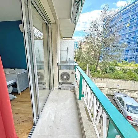 Courtyard Promenade Apartment Nice