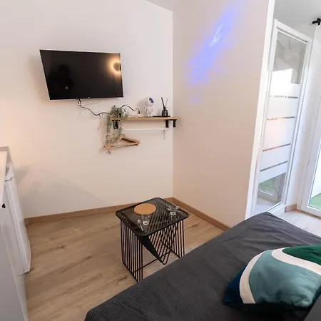 Magic Design Apartment *