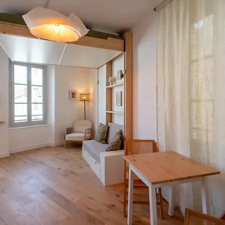 #14 Staywizus - Central Balcony 5Mins Old Town & Sea Ac Wifi