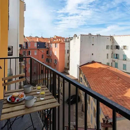 #14 Staywizus - Central Balcony 5Mins Old Town & Sea Ac Wifi Apartment