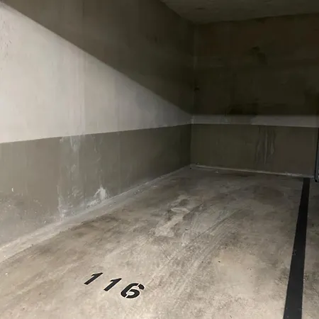 Q&r Renting - Design Modernes Et Luxueuses- Confort Parking Ac