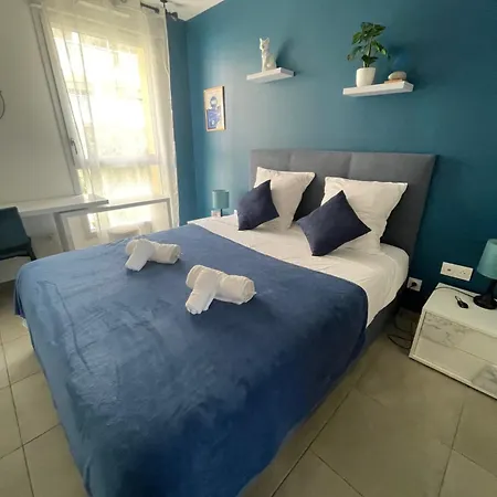 Apartment Q&r Renting - Design Modernes Et Luxueuses- Confort Parking Ac