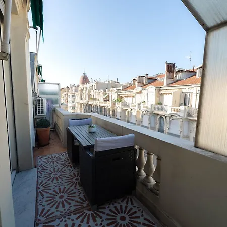 Sl Joli 2pieces, Dernier Etage Avec Balcon 16 Shakespeare Apartment