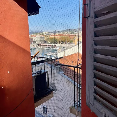 Apartment Nouveau - Au Port De *