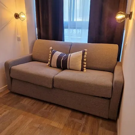 A 2 Pas De La Promenade Des Apartment