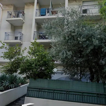 Coeur De Apartment