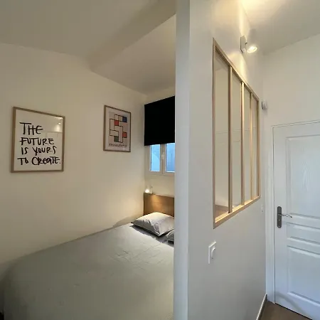 Apartment New Beautiful Studio- Golden Square Nice