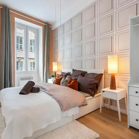 2p Architecte Hyper-centre Apartment *