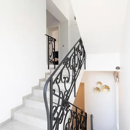 S2 House For 12p Swimming Pool Ac Bbq 10mins From Sea
