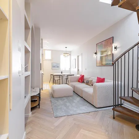 Wide Open Sky Terrace 1 Bdr Apartment Nice