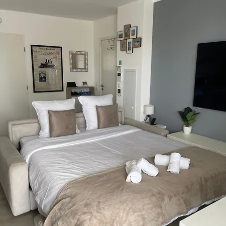 Q&r Renting - Design Modernes Et Luxueuses- Confort Parking Ac *