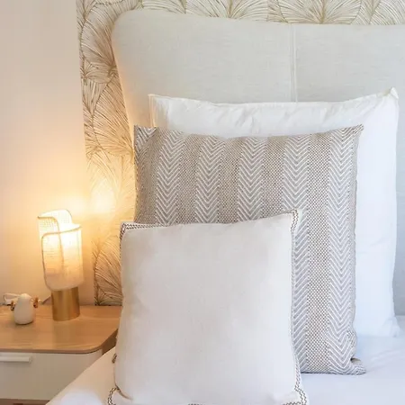 Apartment L9 Staywizus - 2bdr Marechal, 5 Min Sea10 Min Old Town Parking Ac
