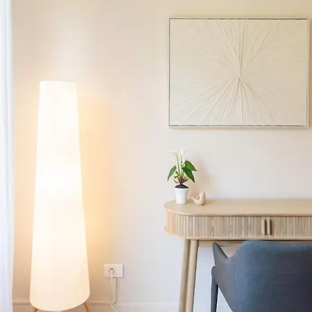 Apartment L9 Staywizus - 2bdr Marechal, 5 Min Sea10 Min Old Town Parking Ac
