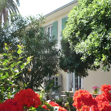 Logis Victorine 2*