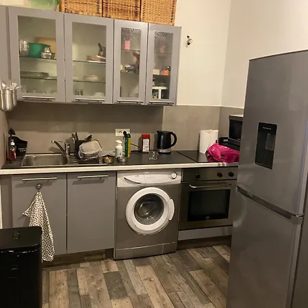 One-bedroom Near Promenade Des * Nice