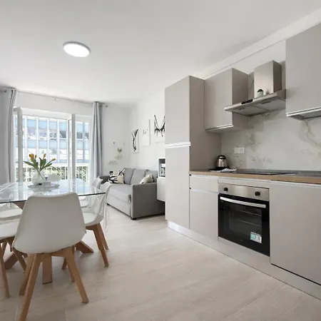 Renove 3 Chambres, 8 Pers, A 50 M