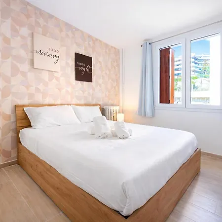 Renove 3 Chambres, 8 Pers, A 50 M