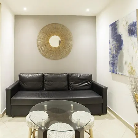Apartment #33 Staywiz Us - Heart Of Old Town 5mins Walk To