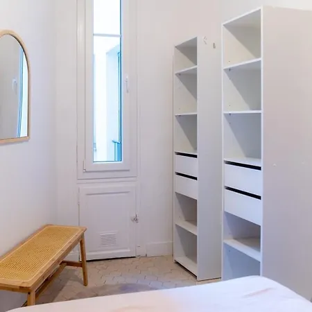 En Plein Centre-ville Apartment *