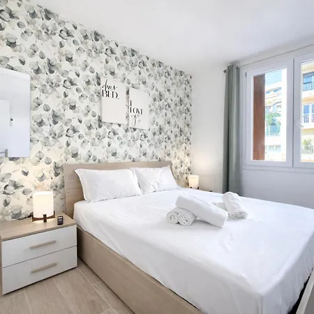 Renove 3 Chambres, 8 Pers, A 50 M Apartment *