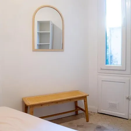 En Plein Centre-ville Apartment Nice