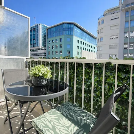 Apartment Renove 3 Chambres, 8 Pers, A 50 M Nice