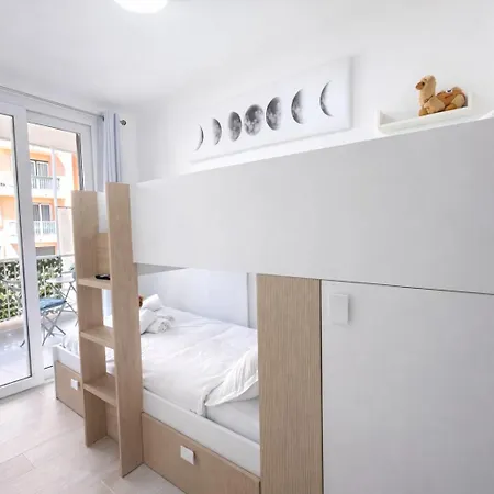 Renove 3 Chambres, 8 Pers, A 50 M Apartment