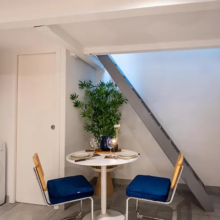 Ecrin Au Calme, Terrasse & Parking, Apartment