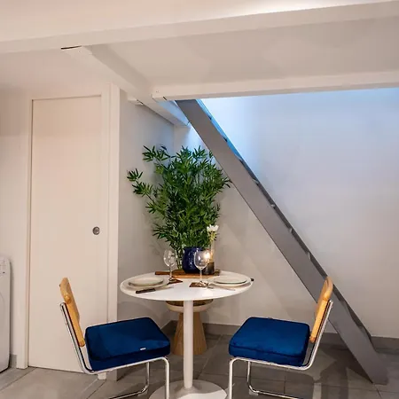Apartment Ecrin Au Calme, Terrasse & Parking,