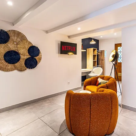 Apartment Ecrin Au Calme, Terrasse & Parking,