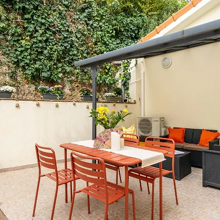Apartment Ecrin Au Calme, Terrasse & Parking, Nice