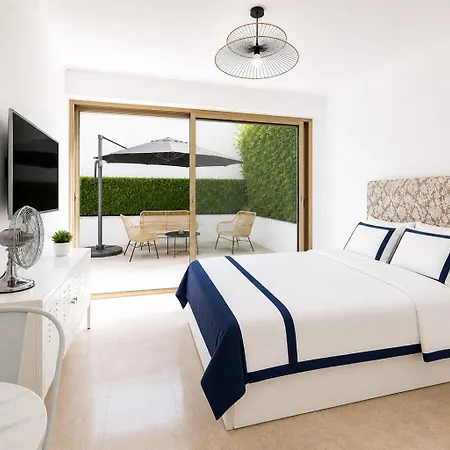 With Private Terrace Heart Of Zone Pietonne 2 Min Premium
