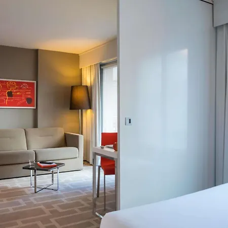 Adagio Centre Aparthotel Nice