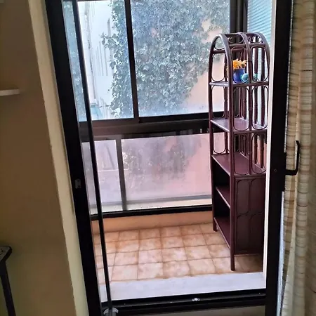 Studio Next To Sea Apartment